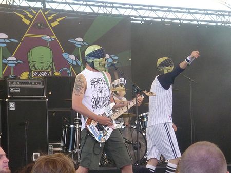 Dr. Living Dead!